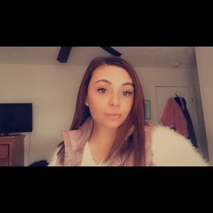 Meet your Posher, Kaylee